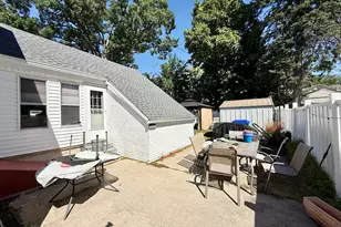 35 Long Terrace, Springfield, MA 01104 - Photo 5