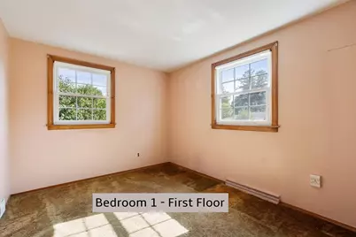 82 Russell St, Haverhill, MA 01830 - Photo 21