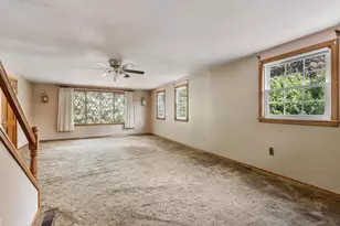 82 Russell St, Haverhill, MA 01830 - Photo 19