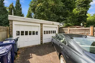 32-34 Grozier Rd, Cambridge, MA 02138 - Photo 5
