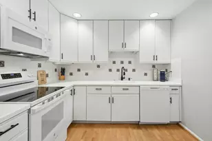 20 Rainbow Pond Dr, Walpole, MA 02081 - Photo 15