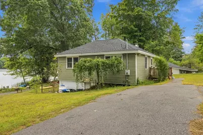 39 Lakeview Dr, Leominster, MA 01453 - Photo 3