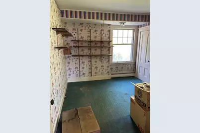 180 Grove St, Haverhill, MA 01832 - Photo 7