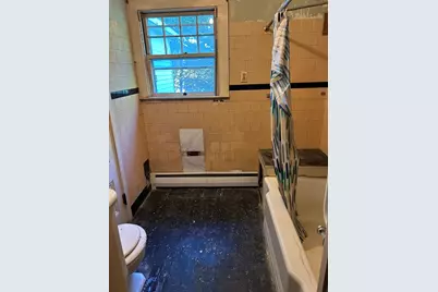 180 Grove St, Haverhill, MA 01832 - Photo 9