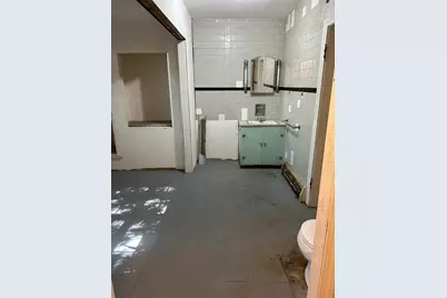 180 Grove St, Haverhill, MA 01832 - Photo 19