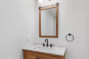 2 Railroad Ave, Rowley, MA 01969 - Photo 27