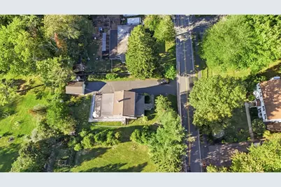 329 Sumner St, Norwood, MA 02062 - Photo 37