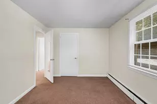 90 E Broadway, Derry, NH 03038 - Photo 21