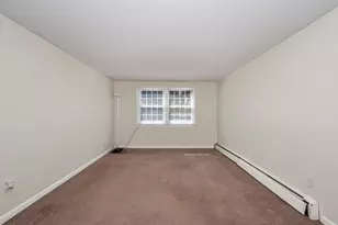 90 E Broadway, Derry, NH 03038 - Photo 5