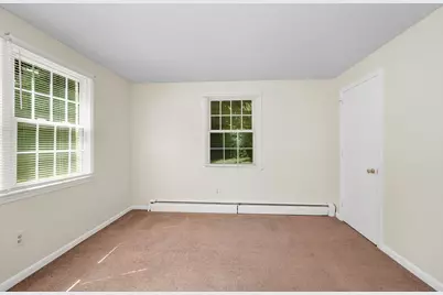 90 E Broadway #11, Derry, NH 03038 - Photo 15