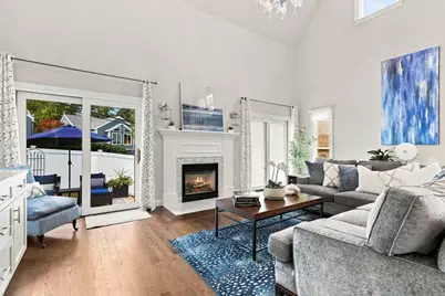 113 Watertown St #113, Watertown, MA 02472 - Photo 3