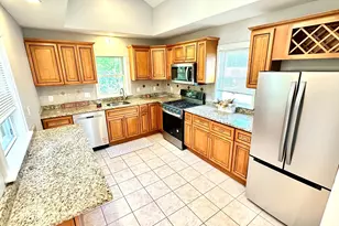 12 Madison St, Taunton, MA 02780 - Photo 3