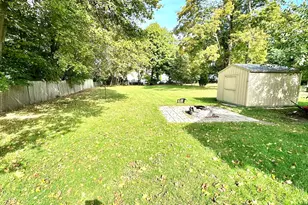 12 Madison St, Taunton, MA 02780 - Photo 15
