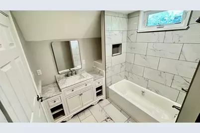 12 Madison St, Taunton, MA 02780 - Photo 3