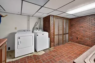 21 Timothy St, Fairhaven, MA 02719 - Photo 19