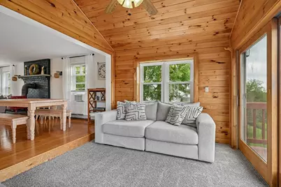 25 Piasta Rd, Dudley, MA 01571 - Photo 19