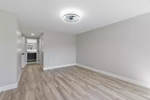 487 Place Ln, Woburn, MA 01801 - Photo 17
