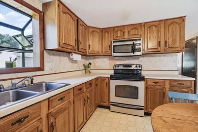 9 Folsom St, Leicester, MA 01611 - Photo 9