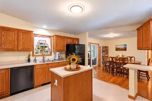 36 Ludlow Rd, Chicopee, MA 01020 - Photo 9
