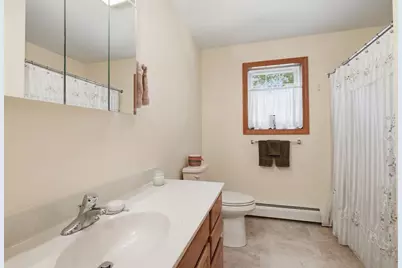36 Ludlow Road, Chicopee, MA 01020 - Photo 25