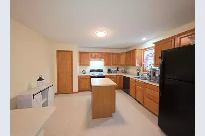 36 Ludlow Road, Chicopee, MA 01020 - Photo 9
