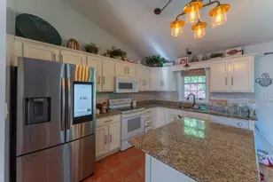 769 New Plainville Rd, New Bedford, MA 02745 - Photo 33