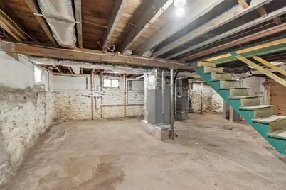186 Pleasant St, Lunenburg, MA 01462 - Photo 27
