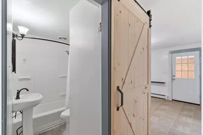 368 Litchfield St, Leominster, MA 01453 - Photo 13