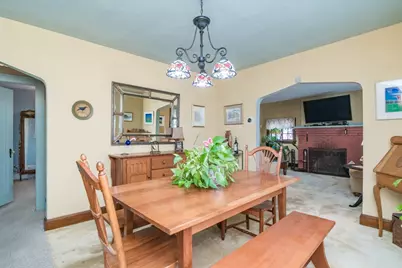 134 Eddywood St, Springfield, MA 01118 - Photo 9