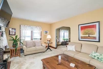 134 Eddywood St, Springfield, MA 01118 - Photo 5