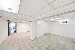13 Knowlton St, Somerville, MA 02145 - Photo 35