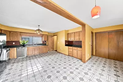 13 Knowlton St, Somerville, MA 02145 - Photo 25