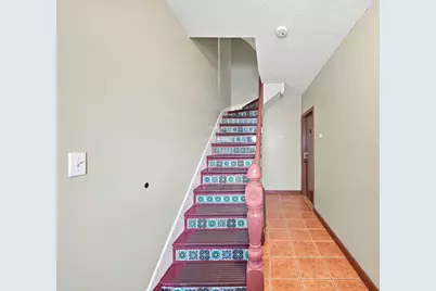 13 Knowlton St, Somerville, MA 02145 - Photo 3