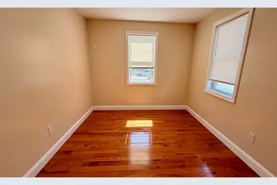 118-120 Charles St, Quincy, MA 02169 - Photo 9