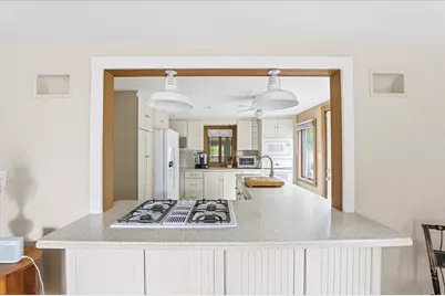 6 Ledgeville Ave, Foxboro, MA 02035 - Photo 11