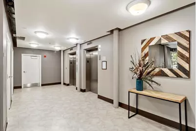 52 Lawrence Dr #M504, Lowell, MA 01854 - Photo 5