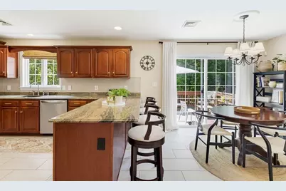 32 Cinnamon Cir, Easton, MA 02334 - Photo 3