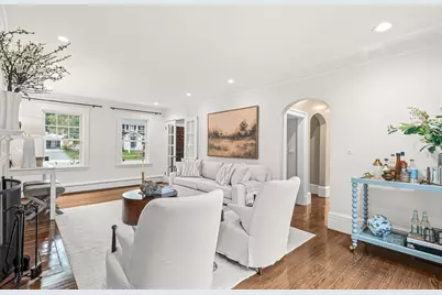 8 Tennyson Rd, Wellesley, MA 02481 - Photo 7