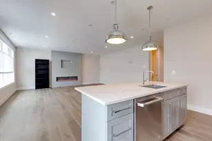 7 Baker Ct, Boston, MA 02125 - Photo 1