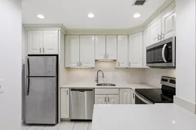 666 Main Street #210, Winchester, MA 01890 - Photo 11