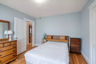35 Trapelo St, Boston, MA 02135 - Photo 9