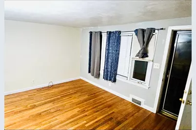 54 Georgetown St, Springfield, MA 01104 - Photo 9