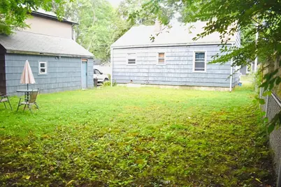 54 Georgetown St, Springfield, MA 01104 - Photo 7