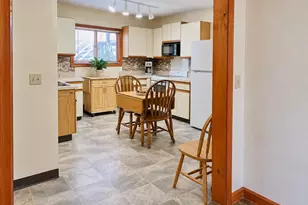 34 Dorchester St, Worcester, MA 01610 - Photo 3