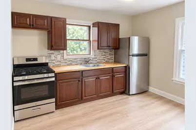 27 Mystic Ave #1, Lynn, MA 01904 - Photo 9