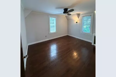 860 Pleasant St, Worcester, MA 01602 - Photo 21