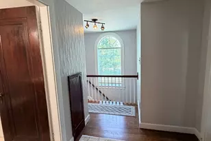 860 Pleasant St, Worcester, MA 01602 - Photo 17