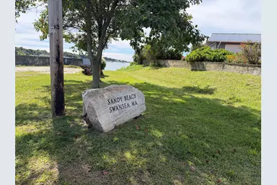 107 Bluff Ave, Swansea, MA 02777 - Photo 13