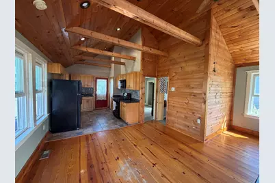 107 Bluff Ave, Swansea, MA 02777 - Photo 5