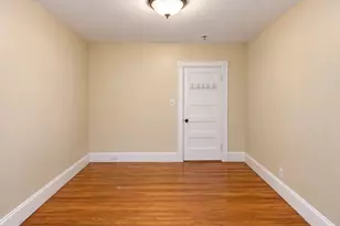 17 E Milton Rd, Brookline, MA 02445 - Photo 11